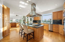 6990 SE EOLA HILLS RD, Amity, OR 97101