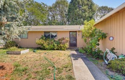 685 Talbot Street, Eagle Point, OR 97524