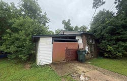 121 Airport Blvd, Pensacola, FL 32503