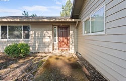 11255 SW SPRINGWOOD DR, Portland, OR 97223