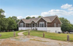 657 SW 701 Road, Centerview, MO 64019