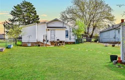 819 N 6th Street, Sayre, OK 73662