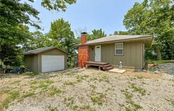 26084 Henrys Acres Road, Lincoln, MO 65338