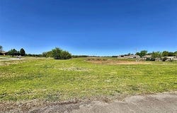 17540 W Tray Road, Tahlequah, OK 74464