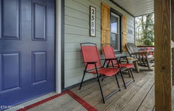 2589 Ridge Rd, Pigeon Forge, TN 37863
