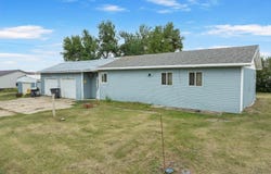 204 2nd Ave, Benedict, ND 58716