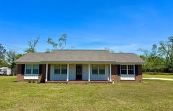 55 Third Ave, Hazlehurst, GA 31539