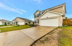 213 E Lockwood Way, DeFuniak Springs, FL 32435