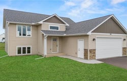 198 Pintail Street, Baldwin, WI 54002