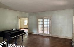 903 State Street, Bedford, IA 50833