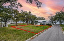 103 E Azalea Drive, Long Beach, MS 39560