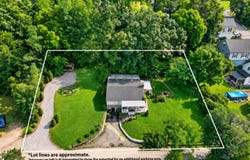 14 Houze Street, Aurora, IN 47001