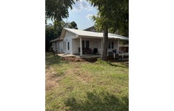 831 N Grady Ave, Douglas, GA 31533