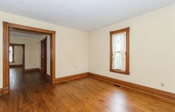 313 5th Ave NW, MtVernon, IA 52314