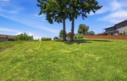 Telegraph Dr, CoosBay, OR 97420