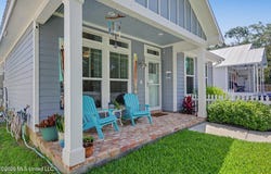 427 Saint George Street, Bay Saint Louis, MS 39520