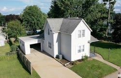 1713 N 5TH Street, Clinton, IA 52732