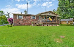 430 Hillcrest Drive, Crossville, TN 38555