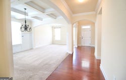 1143 Park Hollow, Lawrenceville, GA 30043