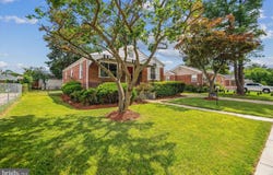2413 CHAPMAN ROAD, HYATTSVILLE, MD 20783