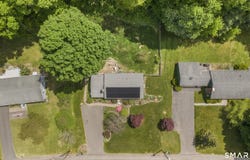13 Canton Valley Circle, Canton, CT 06019