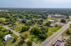 401 N Bowie Ave, Cameron, TX 76520