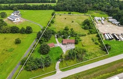 6971 E Farm Rd 104, Strafford, MO 65757