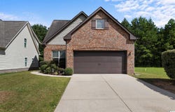 411 GLEN CROSS WAY, TRUSSVILLE, AL 35173