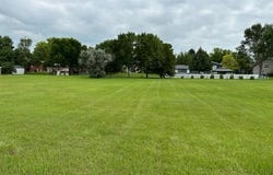 1606 Olive Drive, Aberdeen, SD 57401