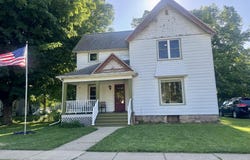 319 N Robinson Street, Schoolcraft, MI 49087