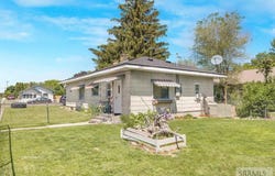 406 1st W, Ririe, ID 83443