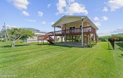 9010 W 9th Street, Surf City, NC 28445