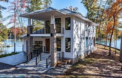 212A Gordon Drive, Weems, VA 22576