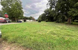 507 N AVENUE F, Burkburnett, TX 76354