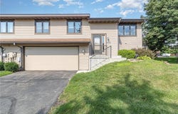 14720 Embry Path, Apple Valley, MN 55124