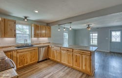 609 Dickson St, Lexington, TX 78947