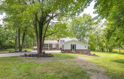 343 Spring Grove Drive, Tallmadge, OH 44278