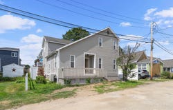 5 Ina Avenue, Hampton, NH 03842