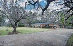 219 Rollingwood Drive, Jackson, MS 39211