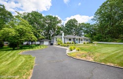 3213 Ridgewood Road, Allenwood, NJ 08720