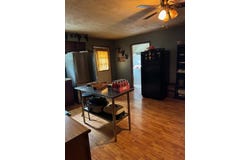 144 North Plum Street, Irvine, KY 40336