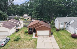 5555 Osborne Avenue SE, Kentwood, MI 49548