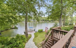 4 LAKEVIEW CIR, PALMYRA, VA 22963