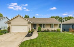1317 Stonecrest Drive, Kearney, MO 64060
