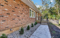 787 E State Route J Highway, Peculiar, MO 64078
