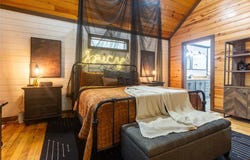 94 Bent Pine Trail, Broken Bow, OK 74728