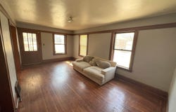 5 Willow Dr, MASON CITY, IA 50401