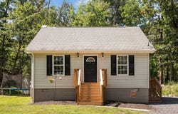 208 OPOSSUM TRAIL, WINCHESTER, VA 22602