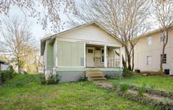 518 High St, Florence, AL 35630