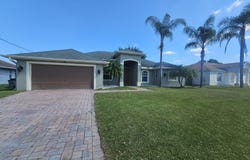 5721 NW Alcazar Terrace, Port Saint Lucie, FL 34986
